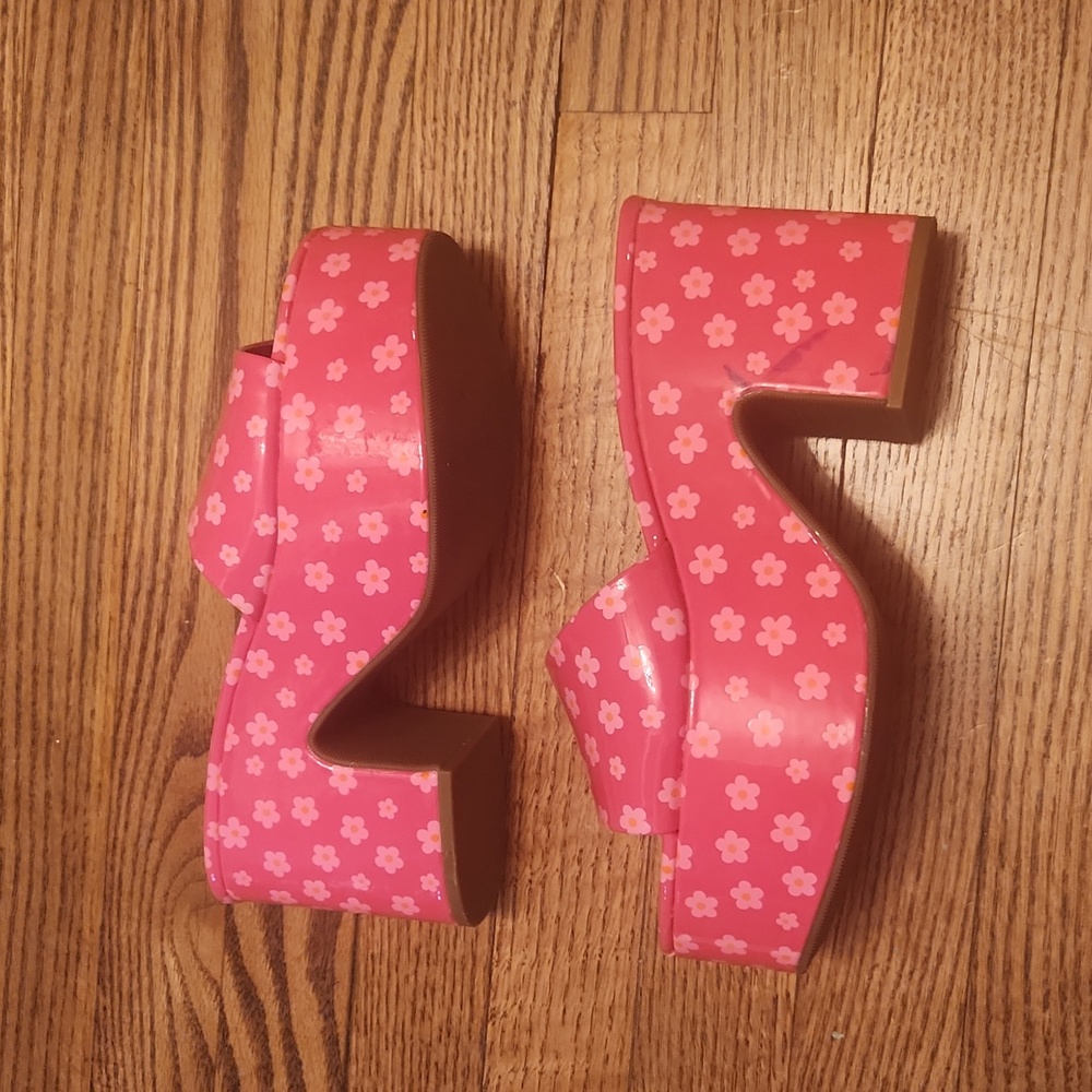 Hot Pink Daisy Print Wedge Platform Shoe Open Toe